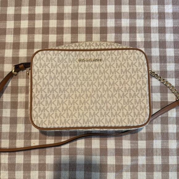 NWOT MICHAEL Michael Kors Jet Set Large Printed Logo Crossbody Bag - Picture 2 of 7